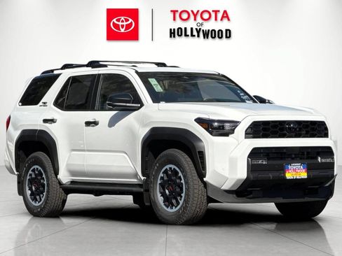 New 2026 Toyota 4Runner TRD Off-Road Premium AWD/4WD image 2