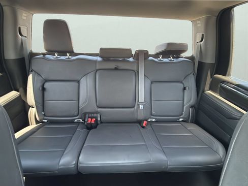 Used 2024 Chevrolet Silverado 2500 LTZ AWD/4WD image 25