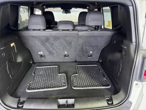 Used 2022 Jeep Renegade Altitude AWD/4WD image 17