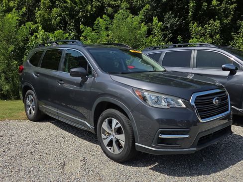 Used 2020 Subaru Ascent Premium w/ Convenience Package AWD/4WD image 2