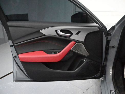 Used 2025 Acura TLX Type S image 10