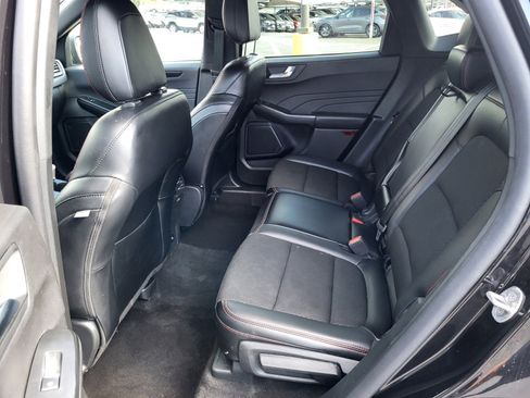 Certified 2025 Ford Escape ST-Line FWD image 18