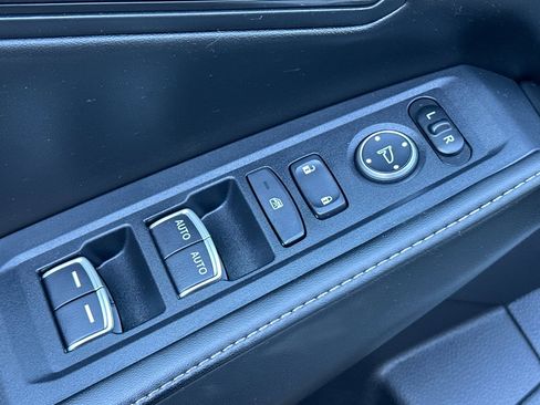 Used 2023 Honda Accord Sport image 12