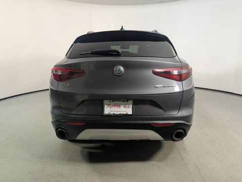 Used 2018 Alfa Romeo Stelvio Ti Sport AWD/4WD image 6