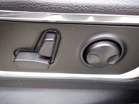 New 2025 RAM 1500 Laramie image 17