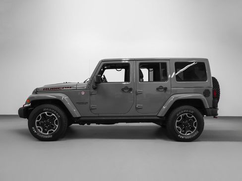Used 2015 Jeep Wrangler Unlimited Rubicon AWD/4WD image 2