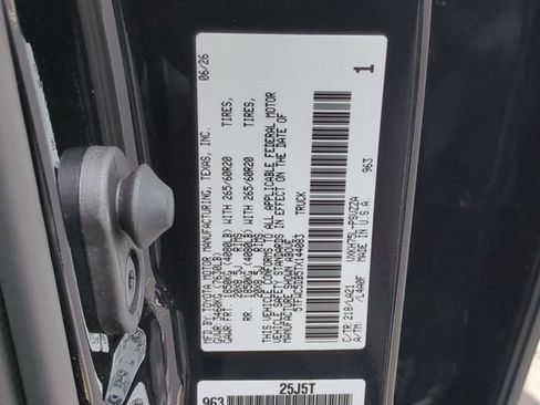 New 2026 Toyota Tundra Limited AWD/4WD image 33