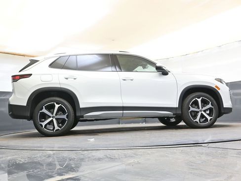 New 2026 Volkswagen Tiguan SE image 42