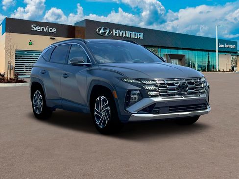 New 2025 Hyundai Tucson Limited image 11