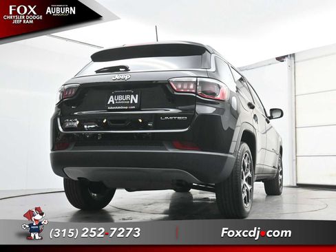 Used 2024 Jeep Compass Limited AWD/4WD image 22