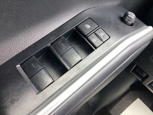 Used 2025 Toyota Highlander XSE AWD/4WD image 26