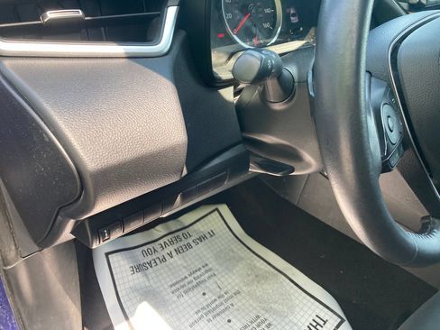 Used 2021 Toyota Corolla SE w/ SE Premium Package FWD image 17