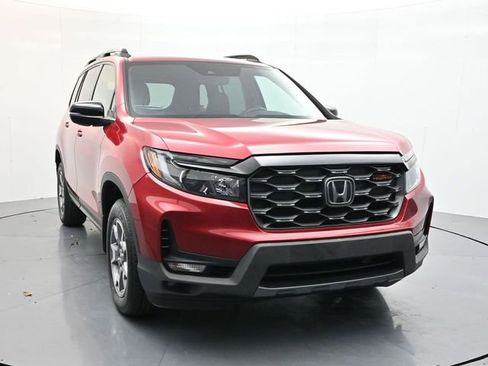 Used 2023 Honda Passport TrailSport image 5