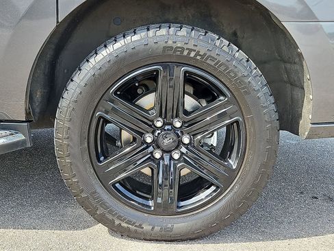 Used 2021 Ford Expedition Max XLT RWD image 38