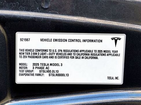 Used 2025 Tesla Model 3 Long Range RWD image 38