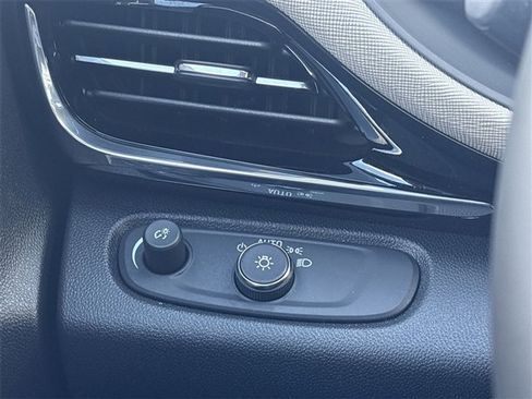 Certified 2024 Buick Envista Avenir image 17