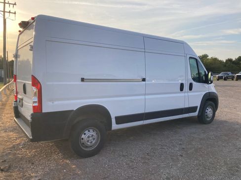 Used 2023 RAM ProMaster 2500 FWD image 8