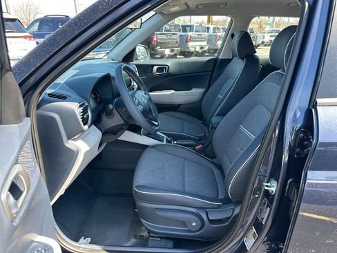 New 2026 Hyundai Venue SEL FWD image 10