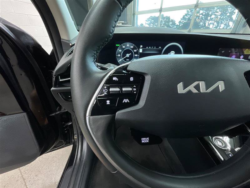 Used 2024 Kia Niro Wind FWD image 22