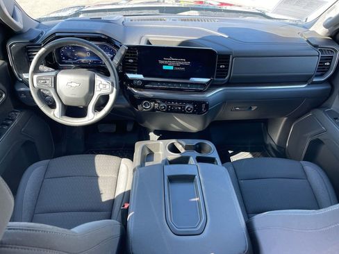 Used 2024 Chevrolet Silverado 1500 LT w/ Z71 Off-Road Package image 12