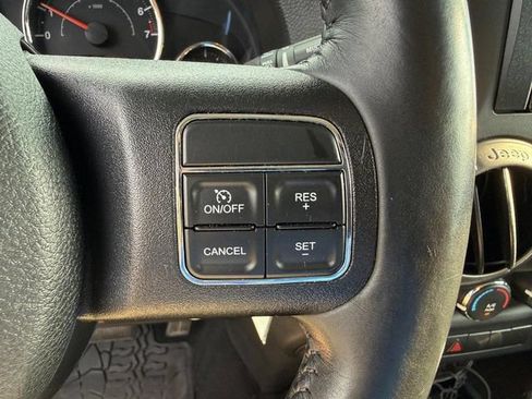Used 2015 Jeep Wrangler Unlimited Sport AWD/4WD image 20