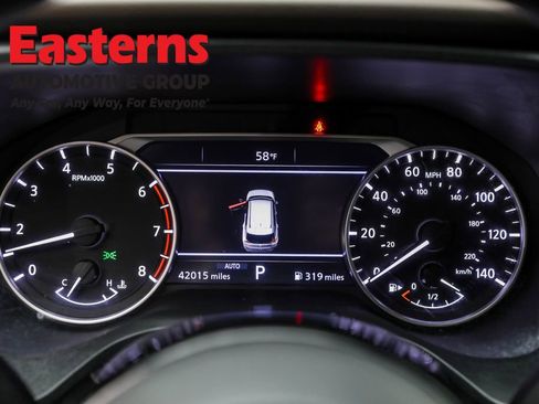 Used 2022 Nissan Rogue SV image 17