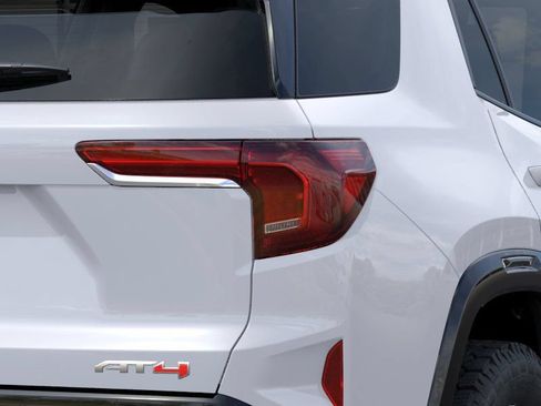 New 2026 GMC Terrain AT4 w/ Technology Package II AWD/4WD image 11