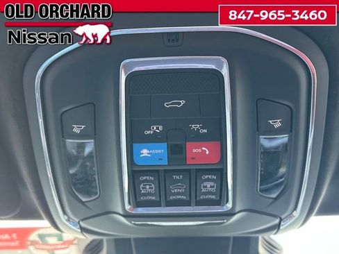 Used 2025 Jeep Wagoneer S Launch Edition image 21