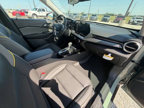 New 2026 Chevrolet Trax ACTIV w/ Driver Confidence Package FWD image 29
