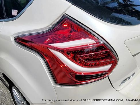 Used 2012 Ford Focus Titanium image 46