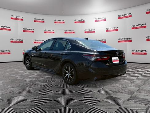Certified 2024 Toyota Camry SE FWD image 5