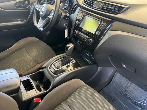 Used 2019 Nissan Rogue Sport S FWD image 16