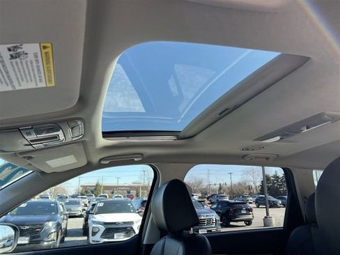 Used 2022 Kia Telluride S image 21