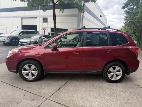 Used 2015 Subaru Forester 2.5i Premium w/ All-Weather Package AWD/4WD image 7