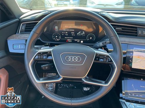 Used 2019 Audi e-tron Prestige w/ Prestige Package image 39