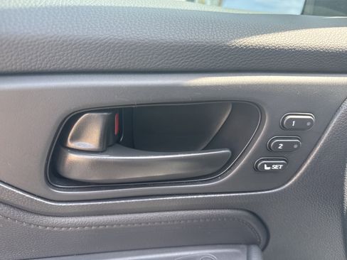 Certified 2025 Honda Odyssey EX-L image 18