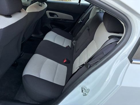 Used 2012 Chevrolet Cruze LS w/ Connectivity Package FWD image 15