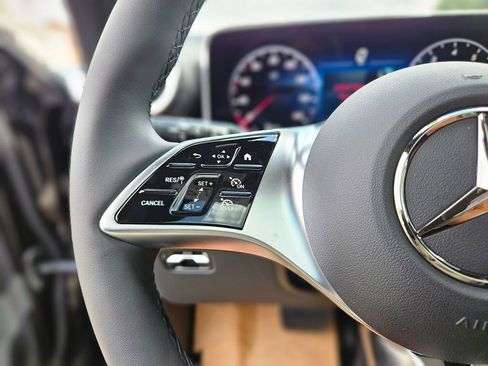 New 2026 Mercedes-Benz GLC 300 4MATIC image 25