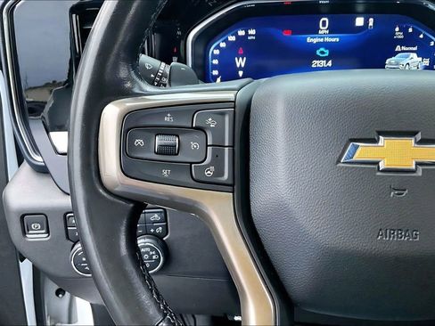 Used 2022 Chevrolet Silverado 1500 High Country w/ Z71 Off-Road Package image 18