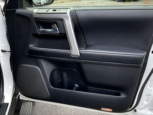 Used 2019 Toyota 4Runner SR5 image 22