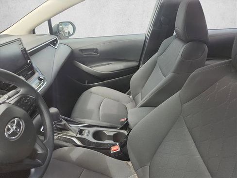 Used 2022 Toyota Corolla LE FWD image 7