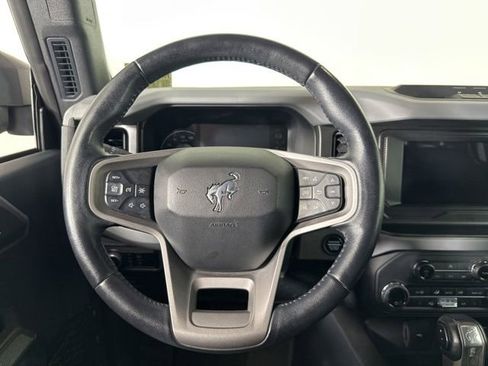 Used 2023 Ford Bronco Black Diamond AWD/4WD image 8