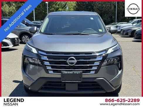 Certified 2026 Nissan Rogue SV AWD/4WD image 2