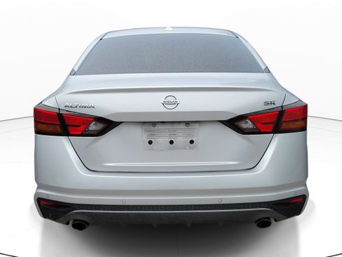 Used 2020 Nissan Altima 2.5 SR FWD image 4