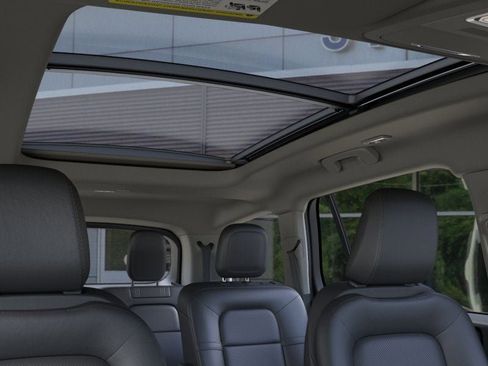 New 2026 Lincoln Aviator AWD image 22