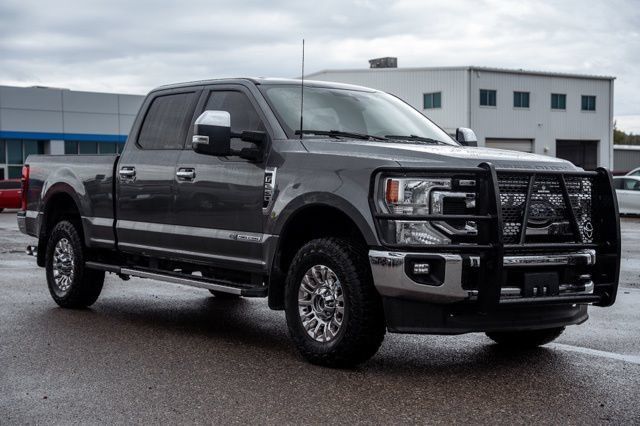 Used 2022 Ford F250 XLT w/ XLT Premium Package AWD/4WD image 3