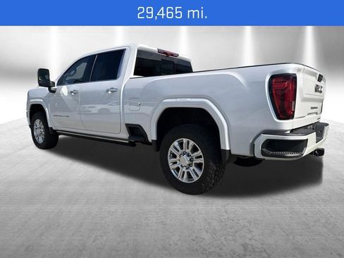 Used 2022 GMC Sierra 3500 Denali w/ Denali Ultimate Package AWD/4WD image 3