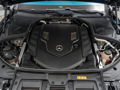 Used 2024 Mercedes-Benz S 580 4MATIC Sedan image 12
