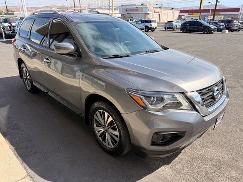 Used 2020 Nissan Pathfinder S AWD/4WD image 6
