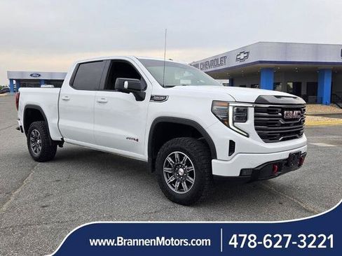 Used 2025 GMC Sierra 1500 AT4 AWD/4WD image 1
